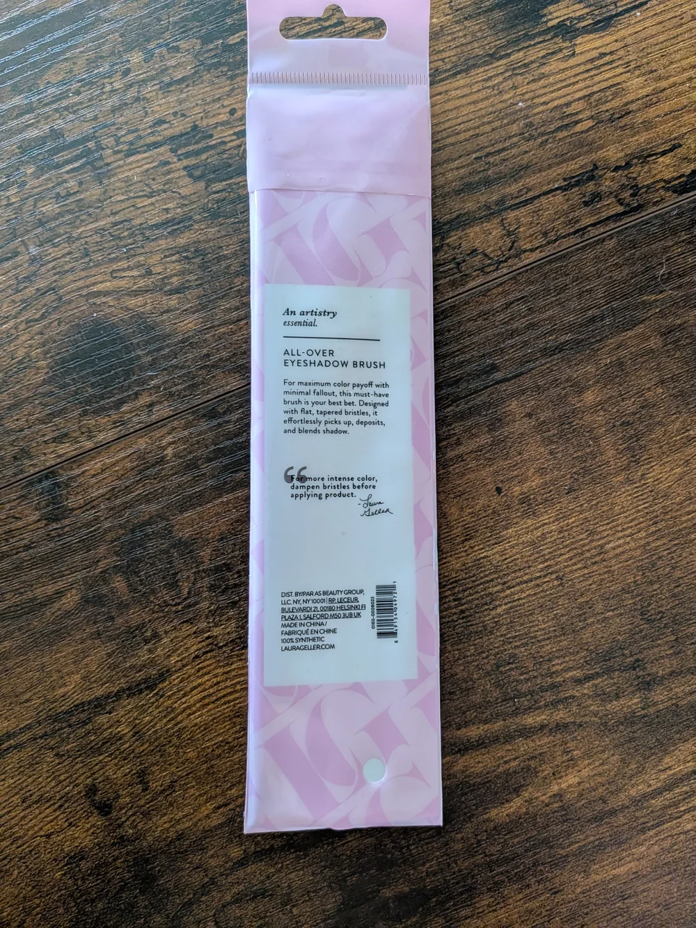 Laura Geller All-over Eyeshadow Brush